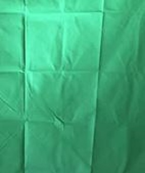 Wrinkles in green screen cloth