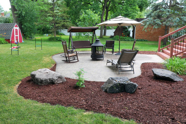 Patio set in landscaped backyard