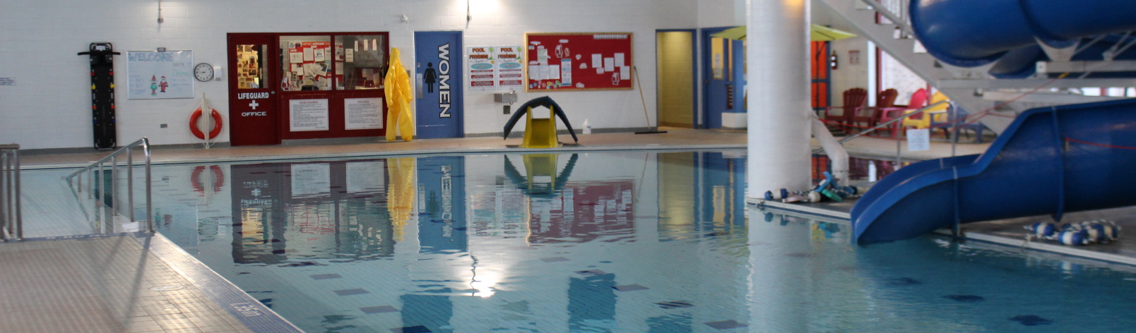 Empty interior of the Pool
